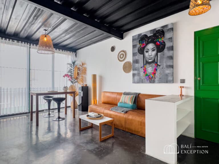 STYLISH INDUSTRIAL LOFTS WITH RICEFIELD VIEWS & PRIME LOCATION FOR SALE LEASEHOLD IN CANGGU BE-181 (8)