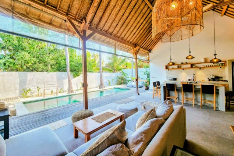 MODERN 2 BEDROOM VILLA FOR SALE LEASEHOLD IN NUSA LEMBONGAN BE-682 Update (29)
