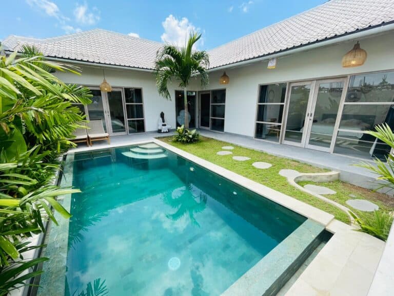 EXCLUSIVE 2 BEDROOM VILLA WITHIN UBUD PRIME AREA FOR SALE LEASEHOLD - BE- 975 (1)