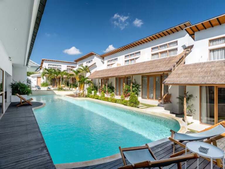 contemporary tropical 1 bedroom villa for sale leasehold in canggu be 2153 (19)