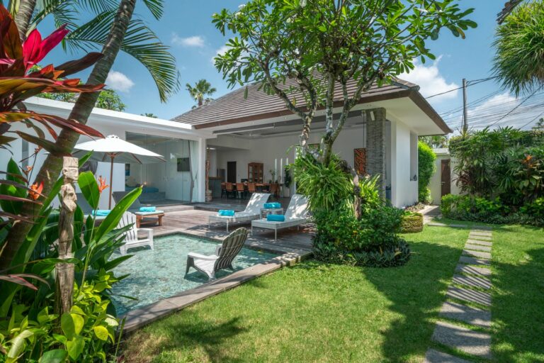 Luxury villa with pool and garden view
