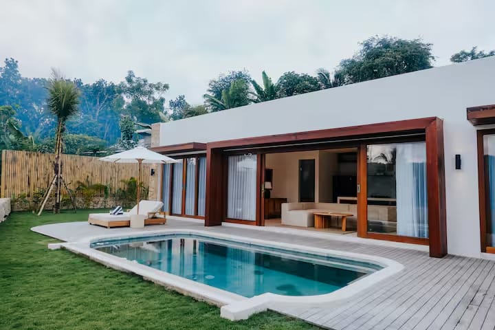 ready now jungle views & sunset hills 2 bedroom villa for sale freehold in lombok be 2535 (5)