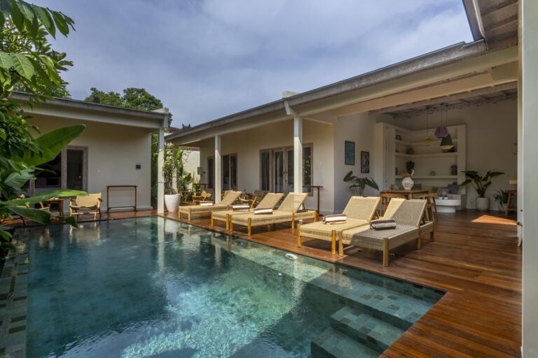 ready now 5 bedroom villa for sale leasehold in canggu be 2576 (39) 1764122627532 679133243