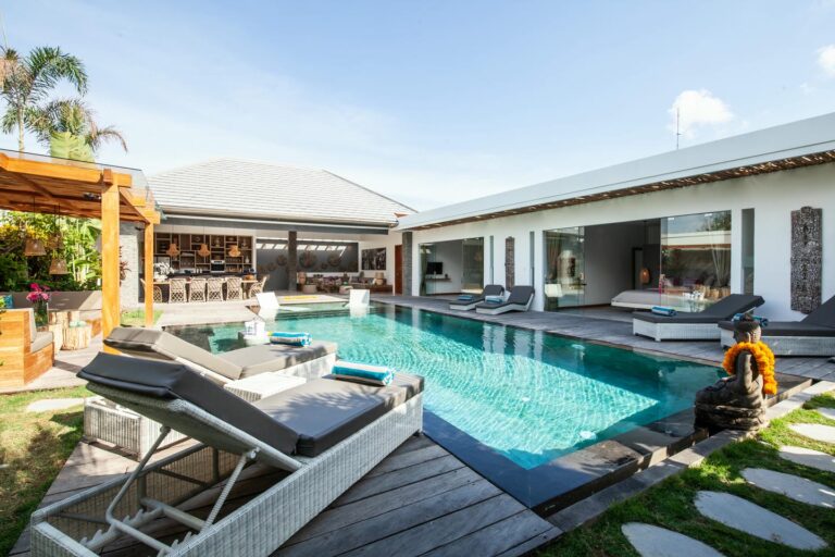 ready now 5 bedroom villa for sale leasehold in seminyak be 2612 (10)bew 1765178551189 444201852